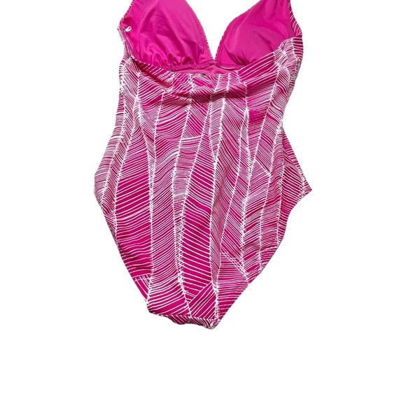 DKNY Pink High Leg V-Neck Padded One Piece Swimsuit Size 6 - Picture 4 of 5